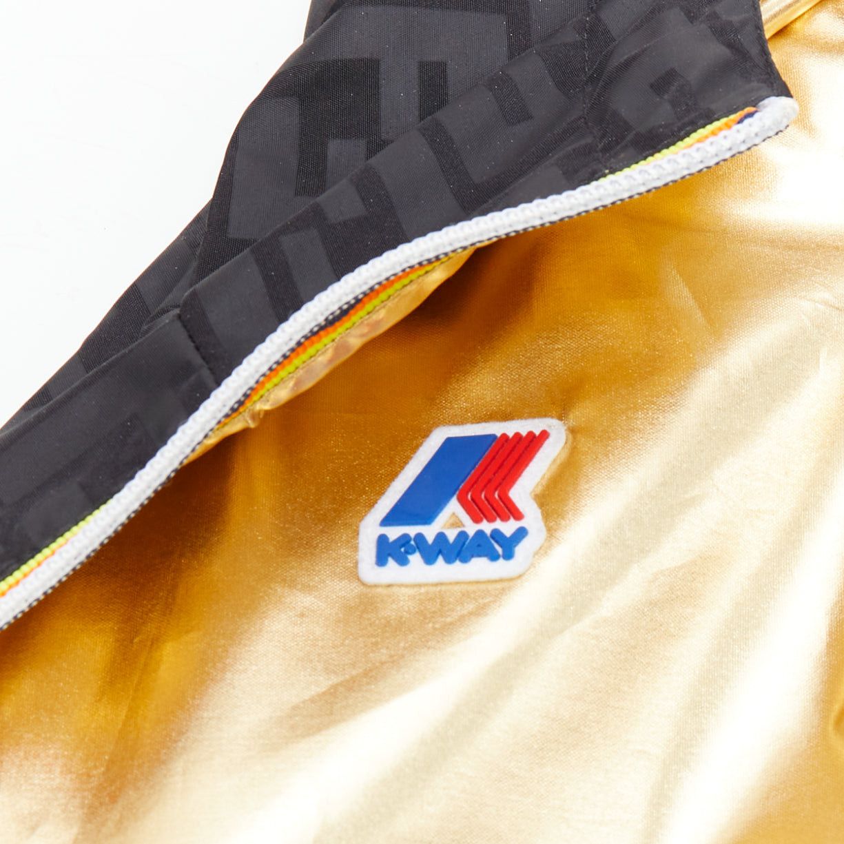 Fendi FENDI K-WAY metallic gold black FF reversible waterproof windbreaker S Size S / US 4 / IT 40 - 2 Thumbnail