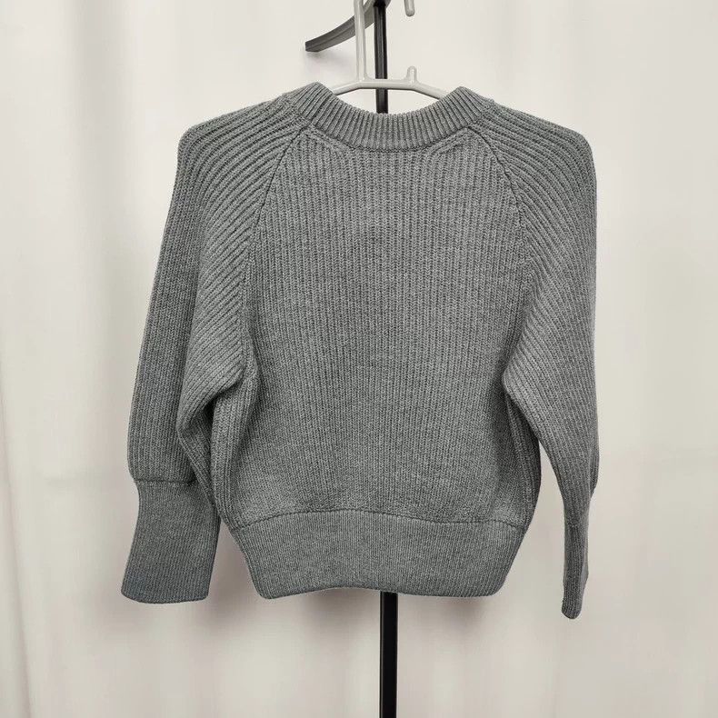 Louis Vuitton LV Women's Cashmere Sweater XS Gray - dmc Size US XS / EU 42 / 0 - 2 Thumbnail