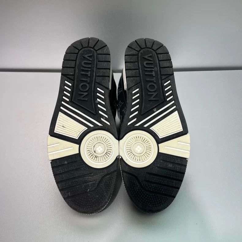 Louis Vuitton Louis Vuitton Trainer25 Denim Sneakers - dmc Size US 11 / EU 44 - 9 Thumbnail