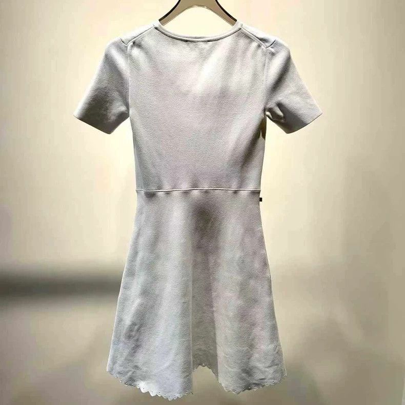 Louis Vuitton Louis Vuitton Solid Short-Sleeve Dress - dmc Size US S / EU 44-46 / 1 - 6 Thumbnail