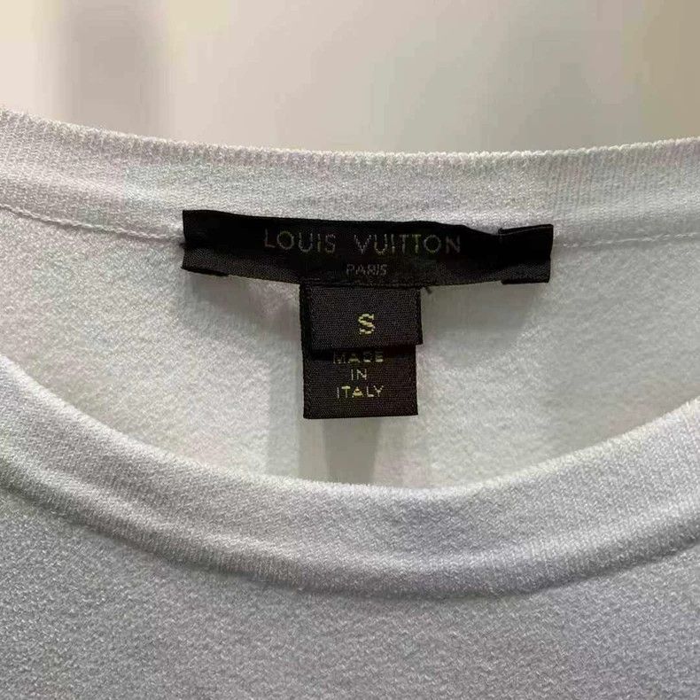 Louis Vuitton Louis Vuitton Solid Short-Sleeve Dress - dmc Size US S / EU 44-46 / 1 - 2 Thumbnail