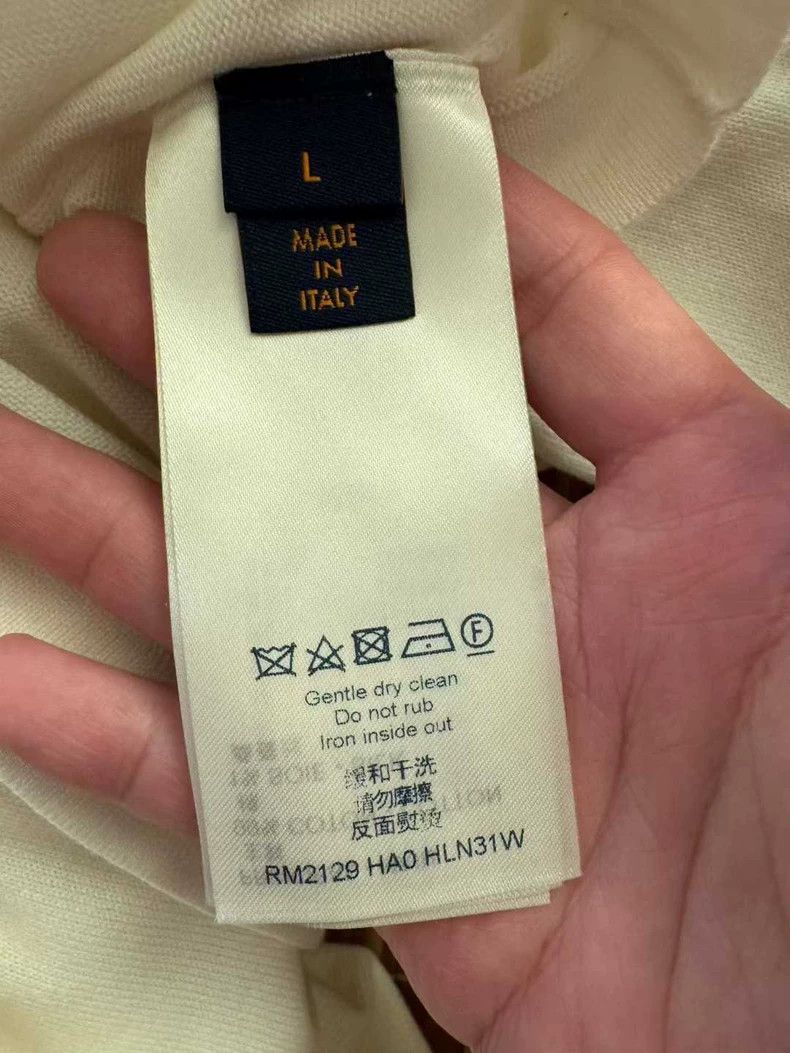 Louis Vuitton Louis Vuitton LV Logo Phantom Short Sleeve - dmc Size US L / EU 52-54 / 3 - 4 Thumbnail