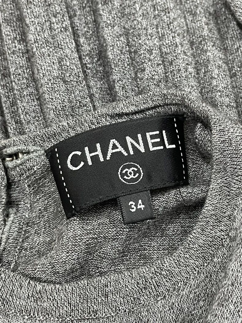 Chanel Chanel 16B Gray Knit Dress - dmc Size US XS / EU 42 / 0 - 6 Thumbnail