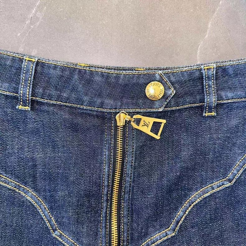 Louis Vuitton Louis Vuitton Denim Shorts SP4685 - dmc Size US 36 / EU 52 - 4 Thumbnail