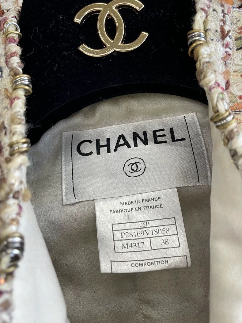 Chanel Chanel Tweed Floral Metal Ring Jacket - dmc Size US M / EU 48-50 / 2 - 5 Thumbnail