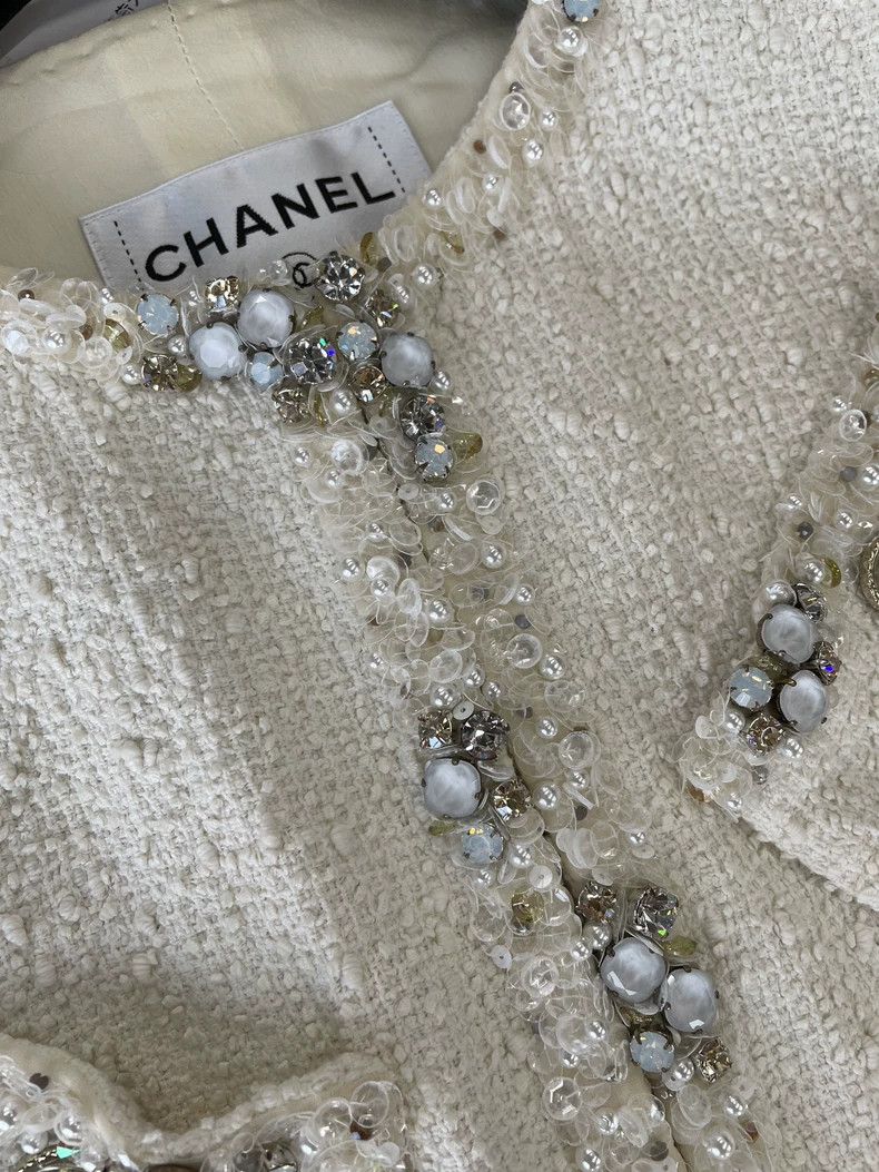 Chanel Chanel Equestrian White Beaded Pearl Vest - dmc Size US XS / EU 42 / 0 - 2 Thumbnail