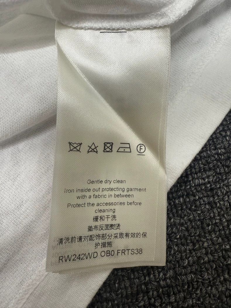 Louis Vuitton LV 2024 Early Autumn White T-shirt - dmc Size US XS / EU 42 / 0 - 5 Thumbnail
