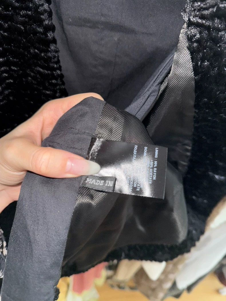 Ann Demeulemeester Ann Demeulemeester Black Shearling Vest - dmc Size US S / EU 44-46 / 1 - 4 Thumbnail