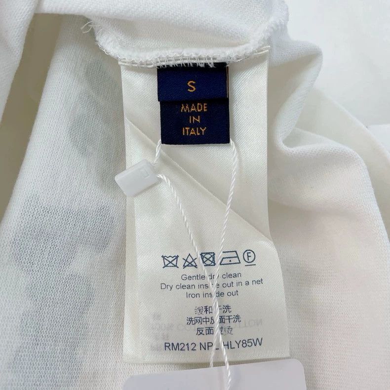 Louis Vuitton Louis Vuitton Monogram White Letter T-Shirt S - dmc Size US S / EU 44-46 / 1 - 6 Thumbnail