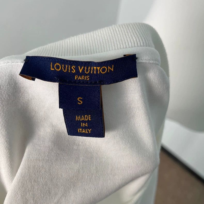 Louis Vuitton Louis Vuitton White Short Sleeve Top S - dmc Size US S / EU 44-46 / 1 - 5 Thumbnail