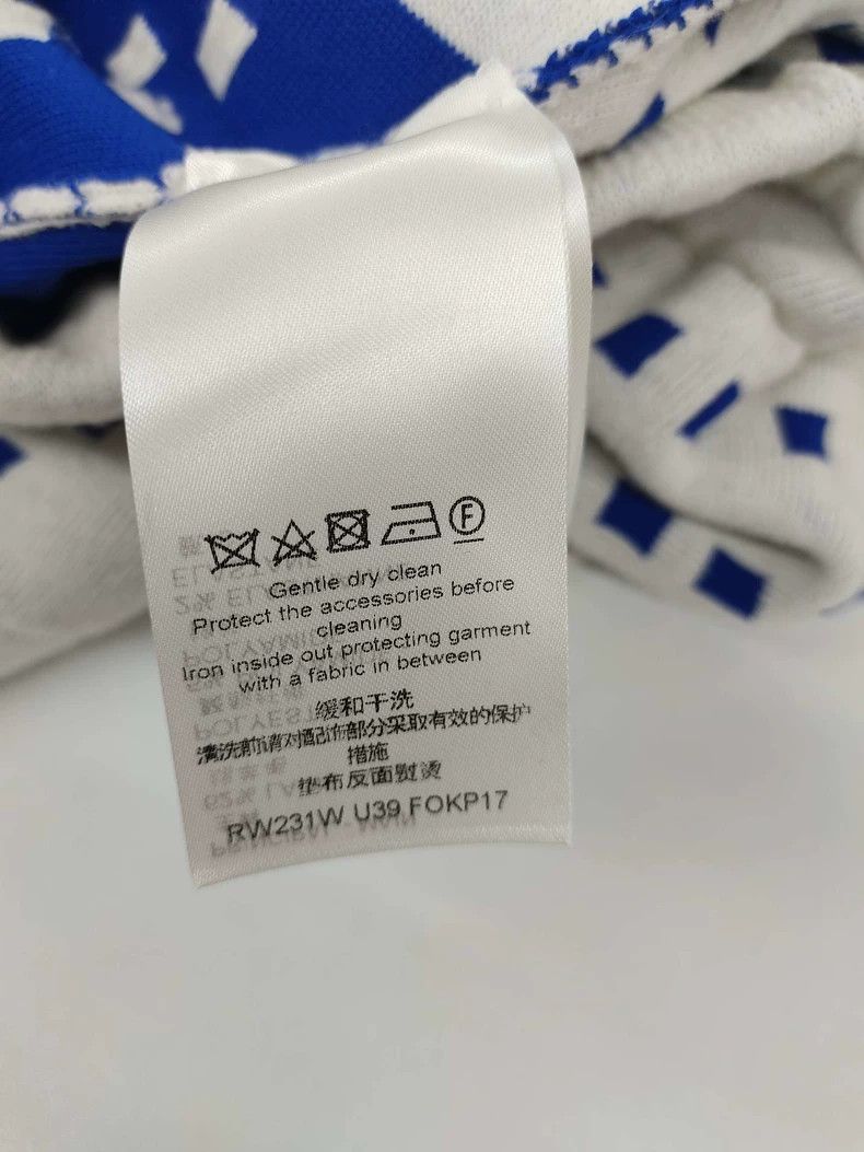 Louis Vuitton LV Knit Shorts with Original Tags - dmc Size US 39 - 6 Thumbnail