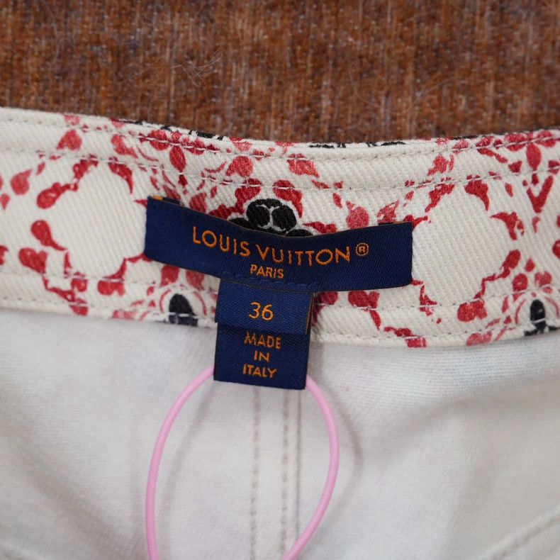 Louis Vuitton Louis Vuitton Floral Print Skirt - dmc Size US 36 / EU 52 - 3 Thumbnail