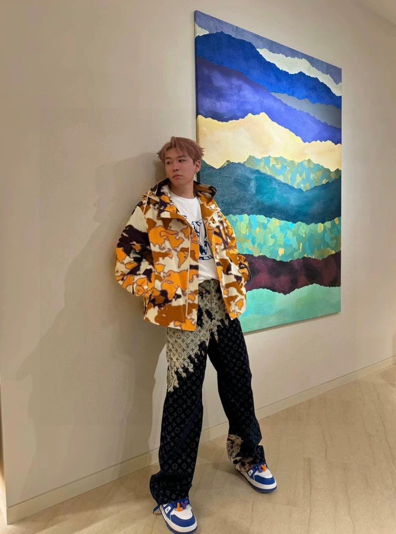 Louis Vuitton LV Campfire Map Print Hooded Jacket - dmc Size US L / EU 52-54 / 3 - 7 Thumbnail