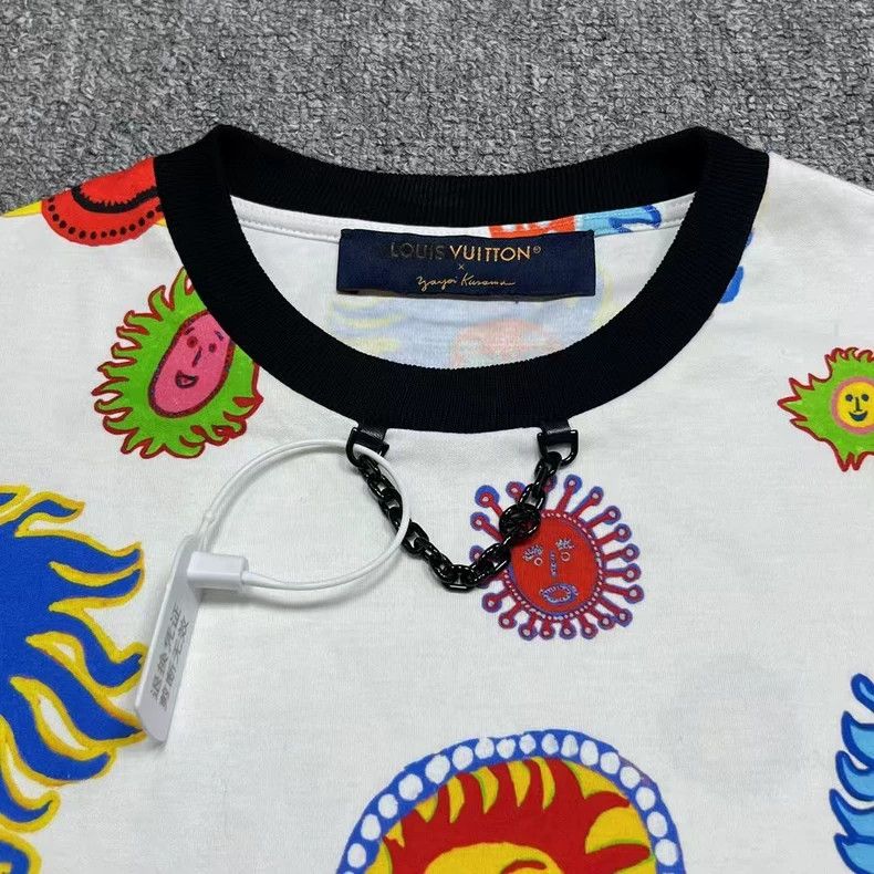 Louis Vuitton Louis Vuitton x Kusama Cartoon Badge Tee - dmc Size US M / EU 48-50 / 2 - 3 Thumbnail