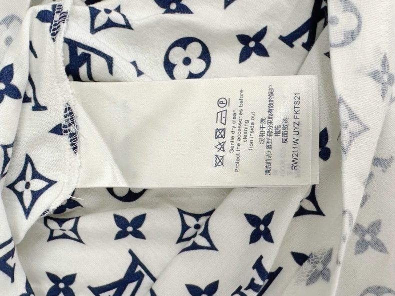 Louis Vuitton Louis Vuitton Monogram Chain Short Sleeve - dmc Size US XS / EU 42 / 0 - 4 Thumbnail