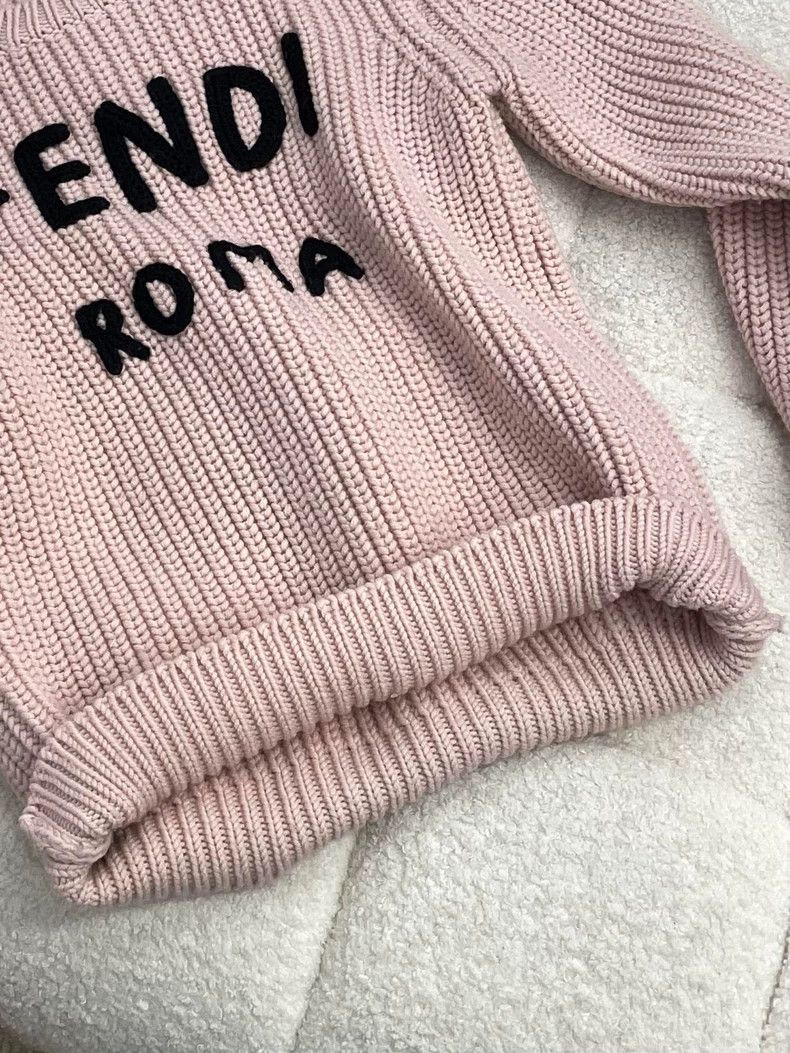 Fendi Fendi Pink Letter Sweater Size 40 - dmc Size US M / EU 48-50 / 2 - 4 Thumbnail