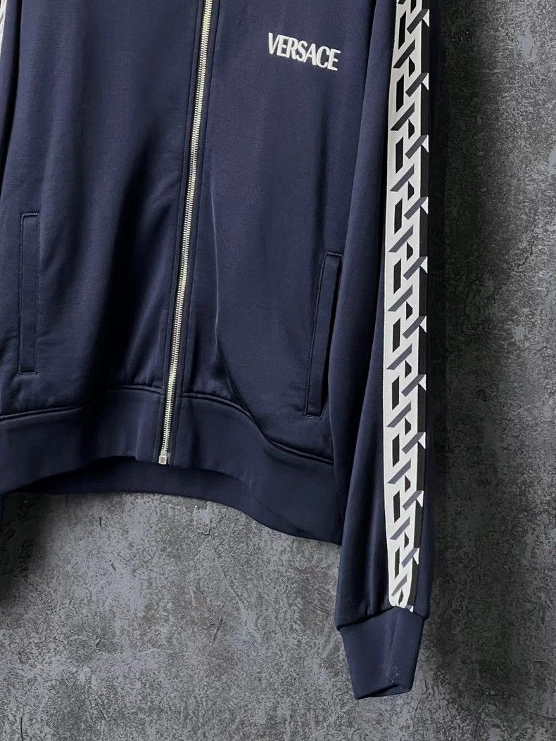 Versace VERSACE Blue Embroidered Zip-Up Cardigan - dmc Size US M / EU 48-50 / 2 - 4 Thumbnail