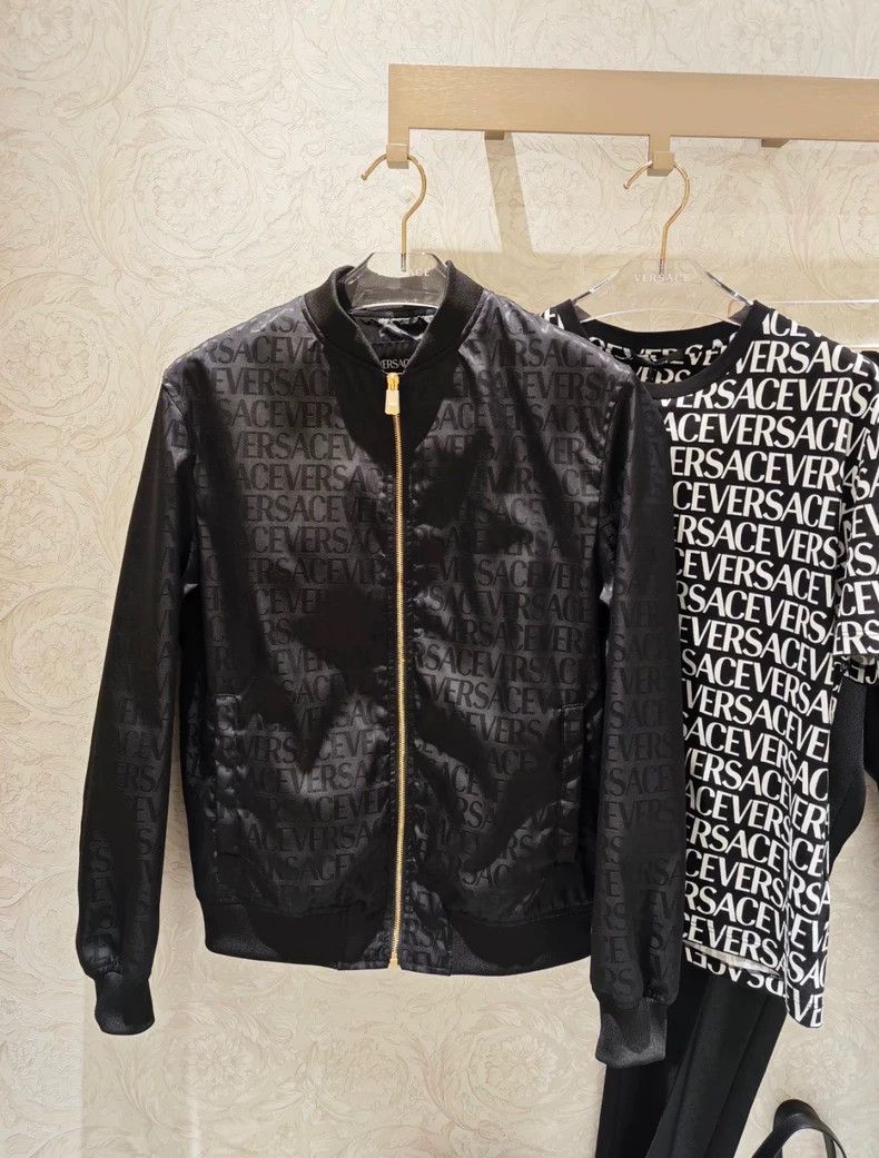 Versace Versace Black Logo Bomber Jacket - dmc Size US L / EU 52-54 / 3 - 8 Thumbnail