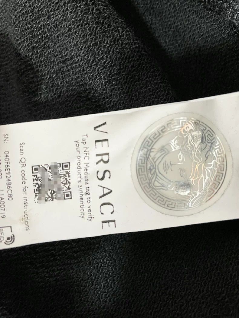 Versace VERSACE Men's Black Logo Zip Hoodie - dmc Size US M / EU 48-50 / 2 - 5 Thumbnail