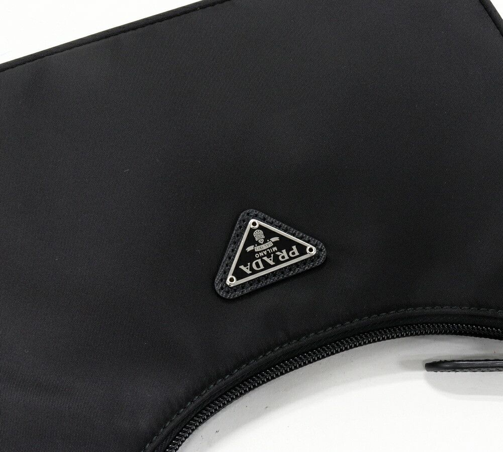 Prada Prada Prada Re-Edition 2000 Re-Nylon Nylon Calf Handbag Leather Handbag 1NE515 RDH0 F0002 DUTY FREE for USA Size ONE SIZE - 5 Thumbnail