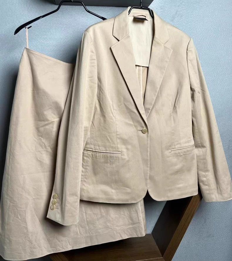 Celine Beige Luxury Elegant Old Money Suit - dmc Size US M / EU 48-50 / 2 - 8 Thumbnail