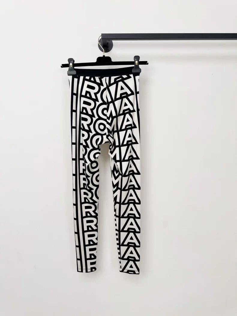 Fendi Fendi New Leggings XS Size - dmc Size US 26 / EU 42 - 3 Thumbnail