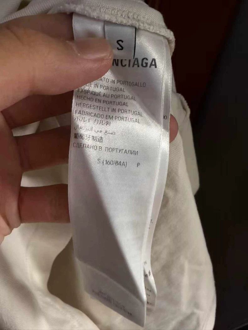 Balenciaga Balenciaga Blur Coke Short Sleeve Tee - dmc Size US S / EU 44-46 / 1 - 4 Thumbnail