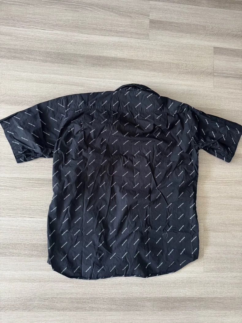 Balenciaga Balenciaga Logo Print Short Sleeve Shirt - dmc Size US L / EU 52-54 / 3 - 4 Thumbnail
