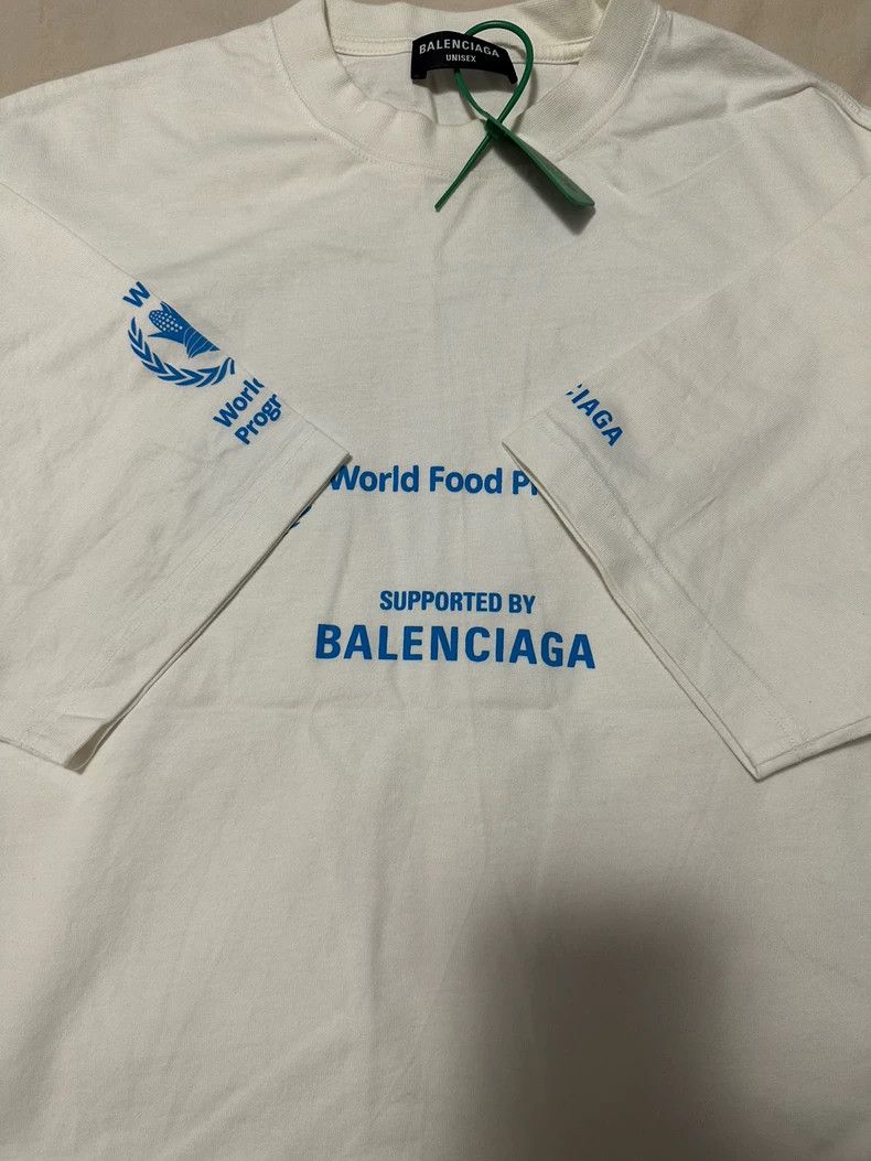 Balenciaga Balenciaga x WFP FW22 Logo Print T-Shirt - dmc Size US S / EU 44-46 / 1 - 4 Thumbnail