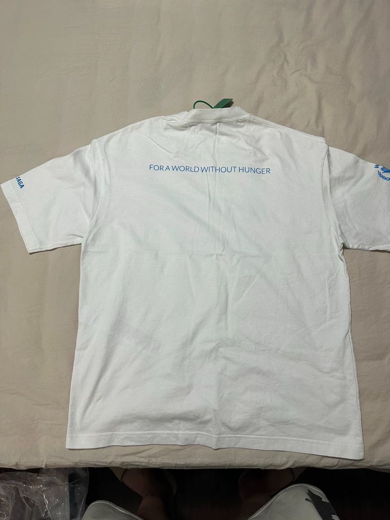 Balenciaga Balenciaga x WFP FW22 Logo Print T-Shirt - dmc Size US S / EU 44-46 / 1 - 8 Thumbnail
