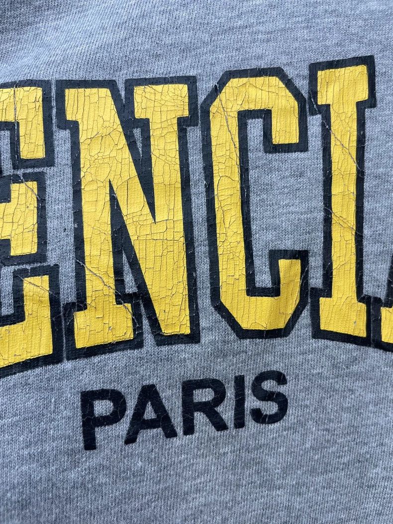 Balenciaga Balenciaga Yellow Logo Hoodie XS - dmc Size US XS / EU 42 / 0 - 6 Thumbnail