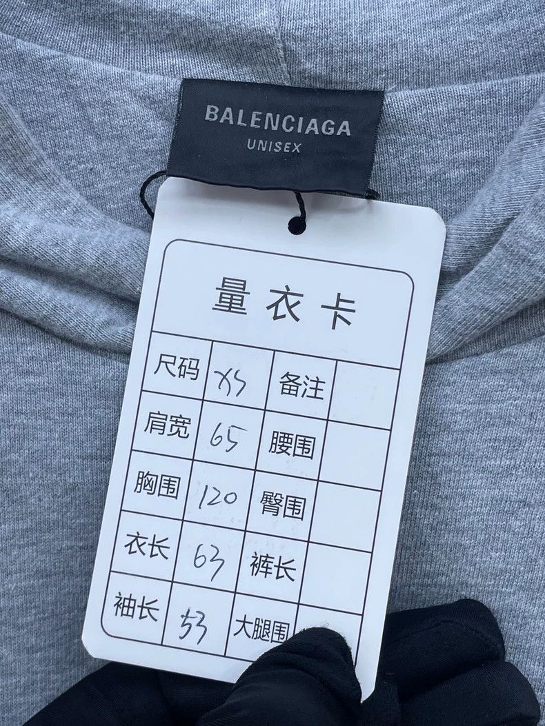 Balenciaga Balenciaga Yellow Logo Hoodie XS - dmc Size US XS / EU 42 / 0 - 7 Thumbnail