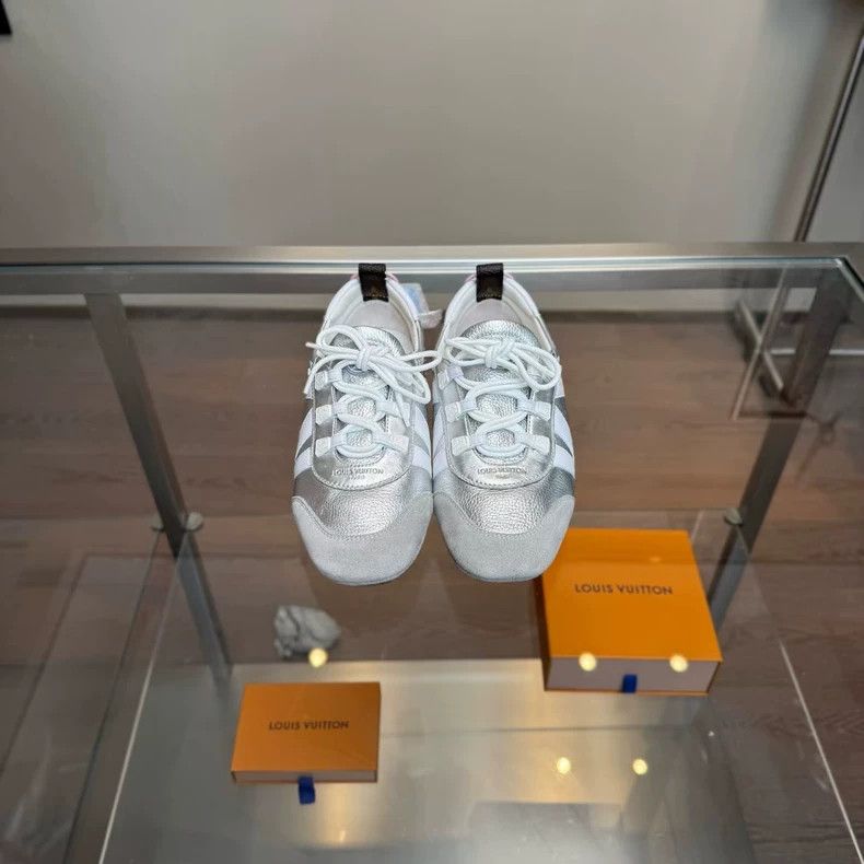Louis Vuitton Louis Vuitton LV Sneakerina Silver 25 - dmc Size US 5.5 / EU 38 - 6 Thumbnail