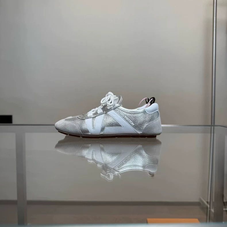 Louis Vuitton Louis Vuitton LV Sneakerina Silver 25 - dmc Size US 5.5 / EU 38 - 3 Thumbnail