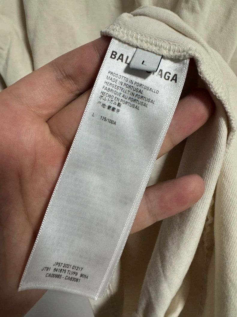 Balenciaga Balenciaga Beige Short Sleeve T-shirt - dmc Size US L / EU 52-54 / 3 - 5 Thumbnail