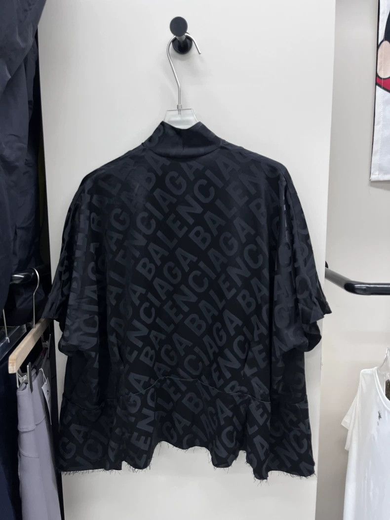 Balenciaga Balenciaga Logo Silk Button-Up Shirt - dmc Size US XS / EU 42 / 0 - 2 Thumbnail