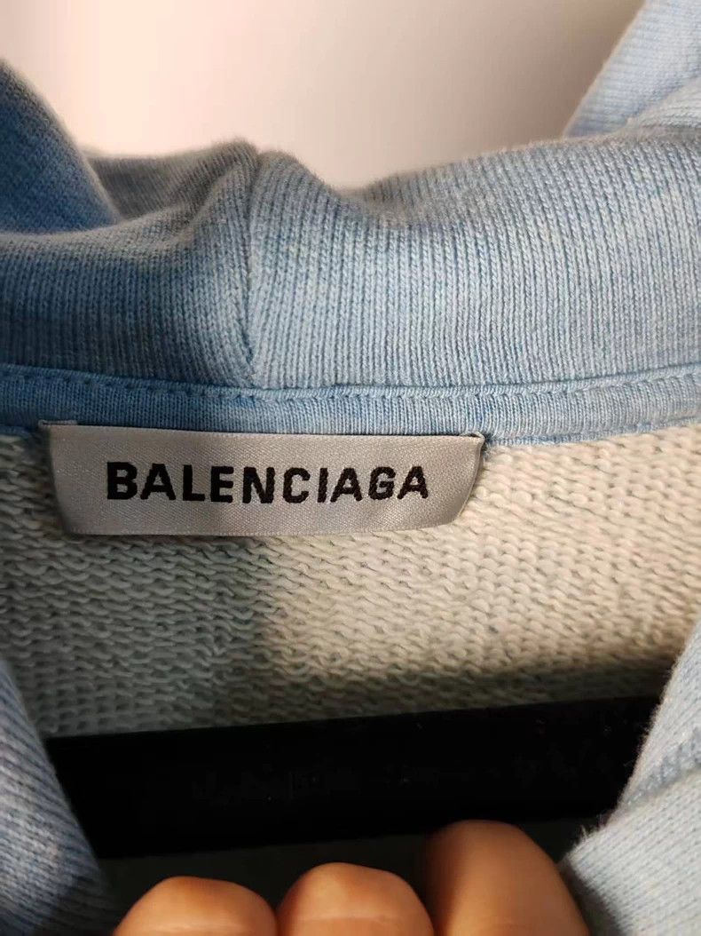 Balenciaga Balenciaga Chain Hoodie (Gently Used) - dmc Size US S / EU 44-46 / 1 - 3 Thumbnail