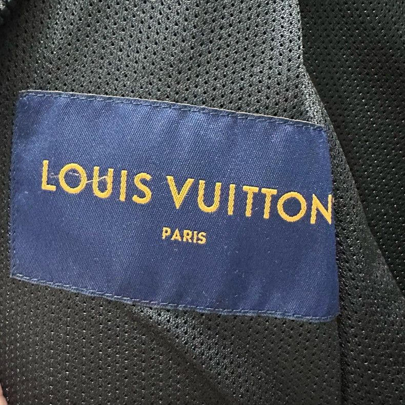 Louis Vuitton Louis Vuitton Black Logo Zip Hooded Jacket - dmc Size US M / EU 48-50 / 2 - 5 Thumbnail