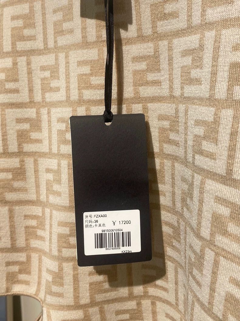 Fendi Fendi Reversible Sweater Size 36 - dmc Size US S / EU 44-46 / 1 - 7 Thumbnail