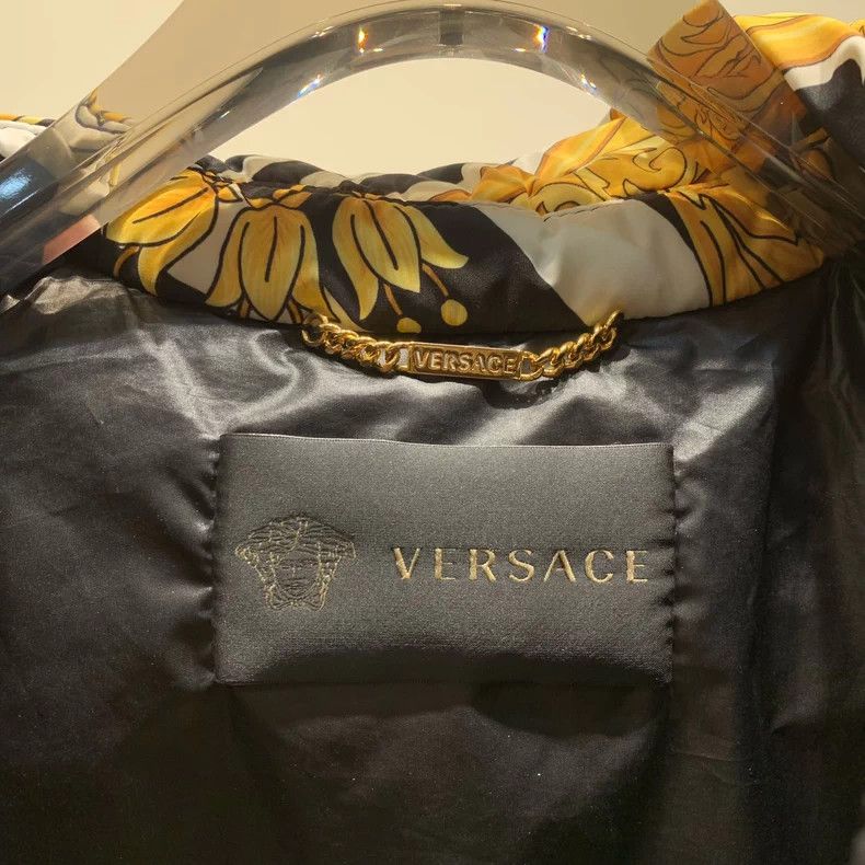 Versace Versace Baroque Style Down Jacket - dmc Size US XS / EU 42 / 0 - 6 Thumbnail