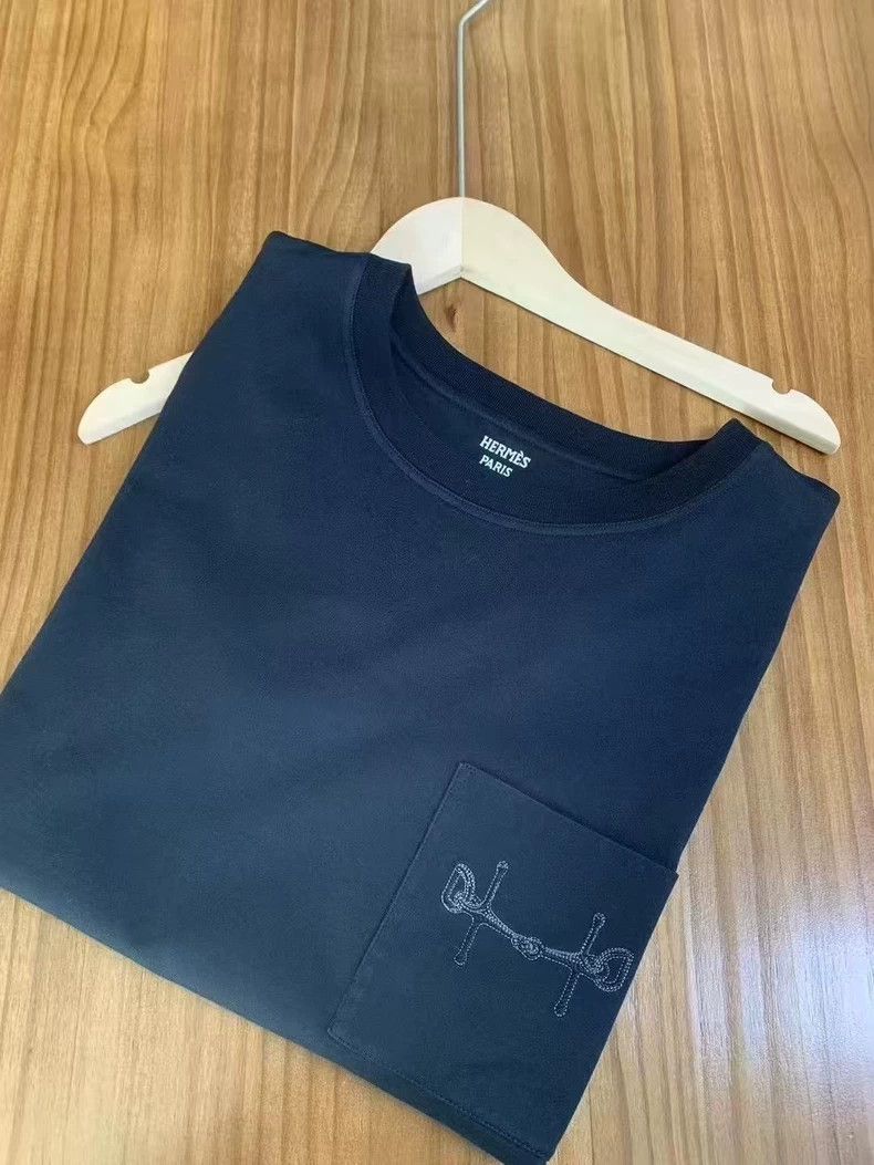 Hermes HERMES Pocket Embroidered Short Sleeve T-shirt - dmc Size US S / EU 44-46 / 1 - 6 Thumbnail