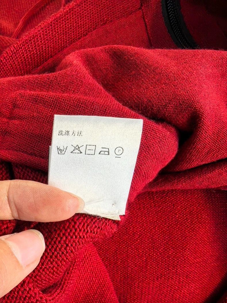 Hermes Hermes Red Wool Knit Cardigan M - dmc Size US M / EU 48-50 / 2 - 6 Thumbnail