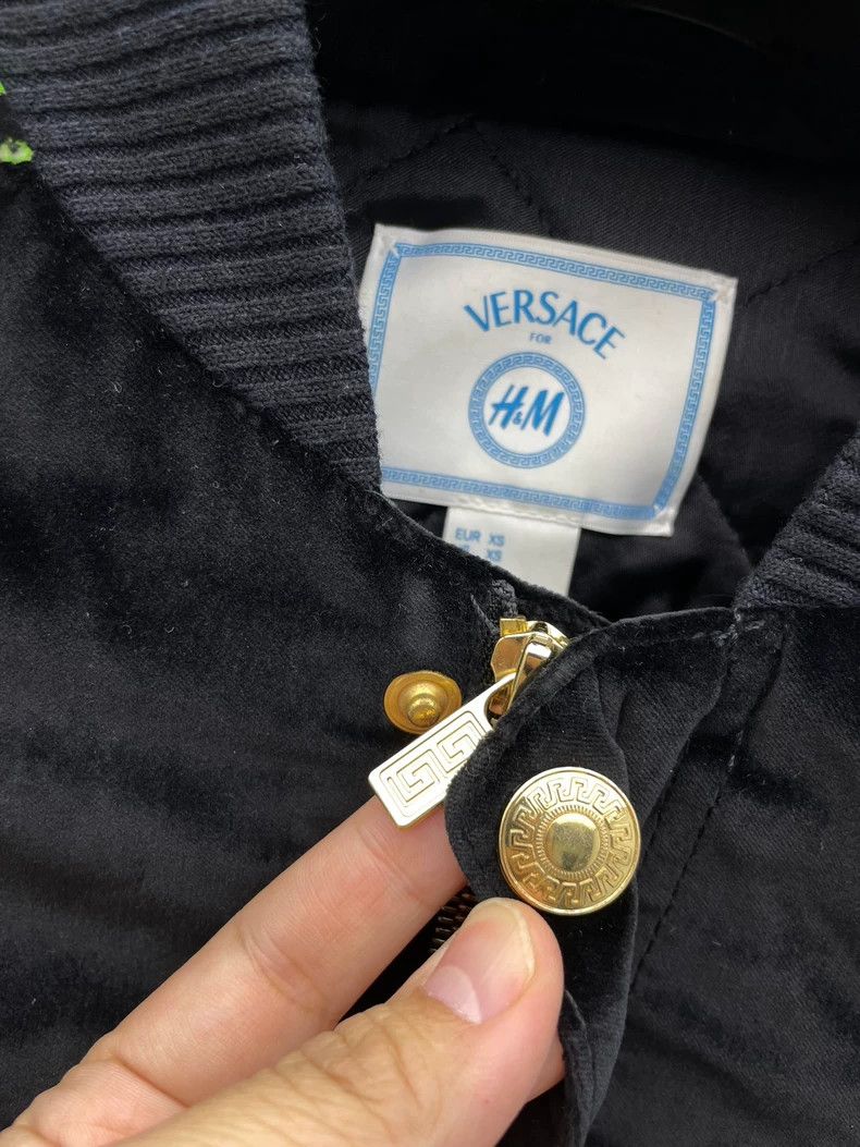 Versace Versace x H&M Velvet Jacket - dmc Size US XS / EU 42 / 0 - 3 Thumbnail
