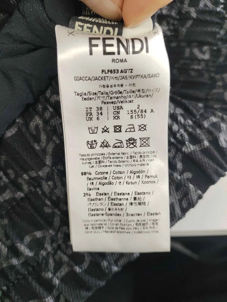 Fendi Fendi Logo Print Short Jacket - dmc Size US S / EU 44-46 / 1 - 4 Thumbnail