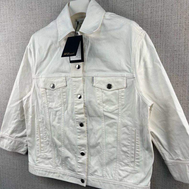 Fendi Fendi Sequin Logo Denim Jacket - dmc Size US M / EU 48-50 / 2 - 3 Thumbnail
