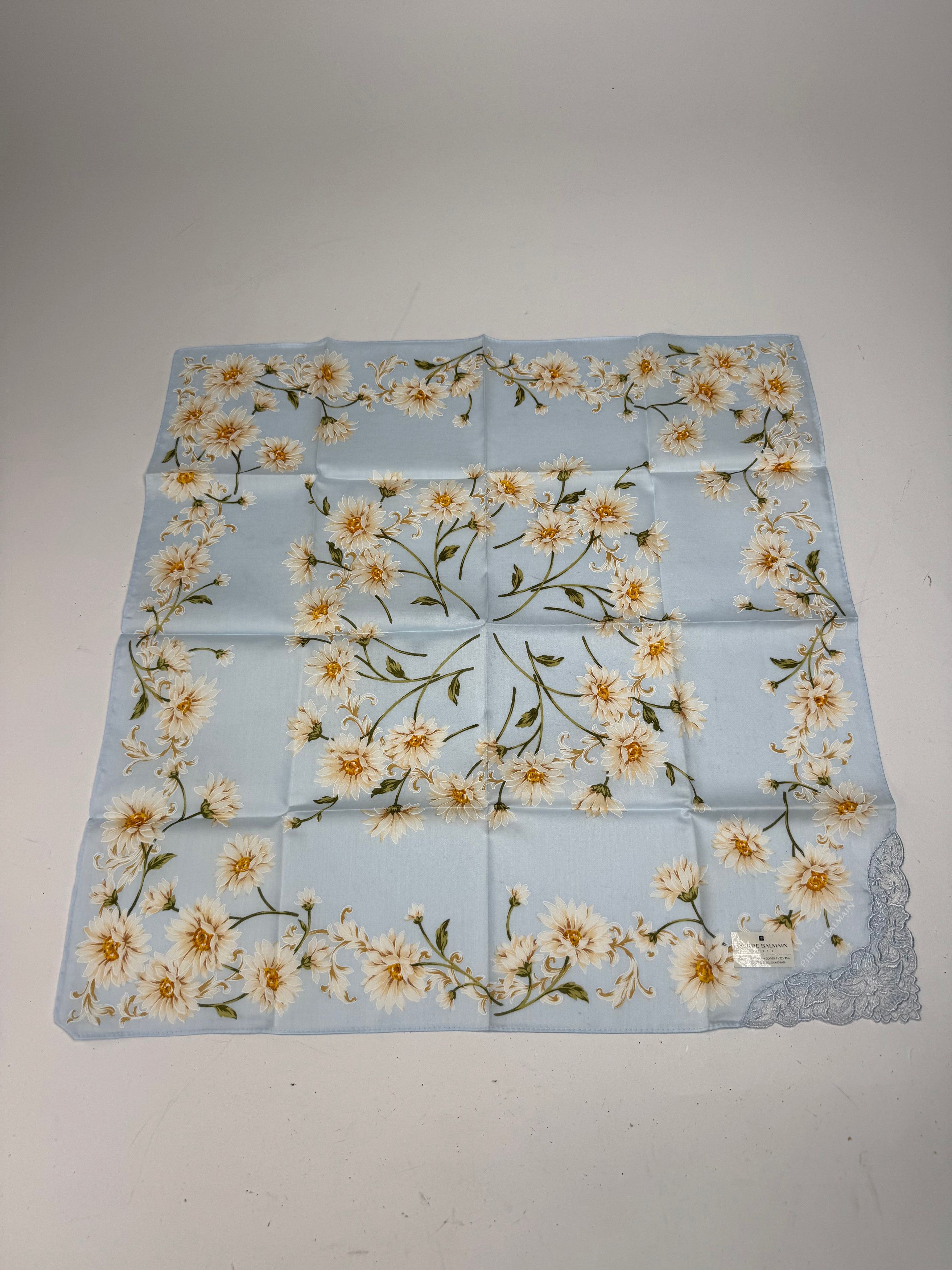 Balmain Vintage Floral Scarf Light-Blue Yellow white Size ONE SIZE - 5 Thumbnail