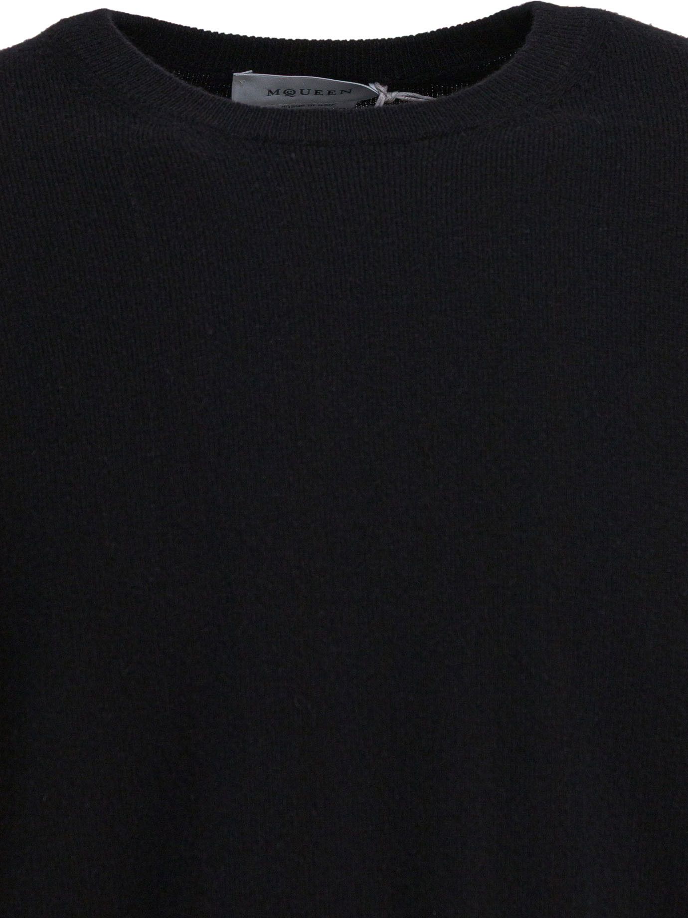Alexander McQueen Alexander Mcqueen Crew-Neck Sweater tag size M Men - USA Duties Paid Size US M / EU 48-50 / 2 - 3 Thumbnail