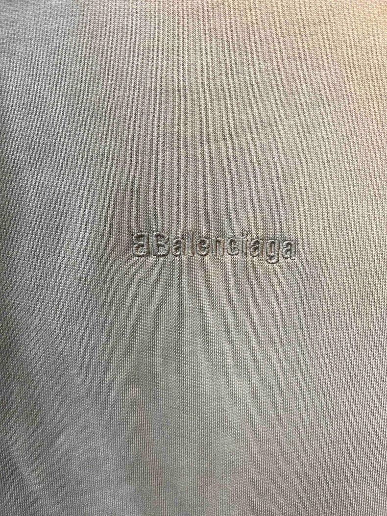 Balenciaga Balenciaga Beige Embroidered Logo Hoodie - dmc Size US S / EU 44-46 / 1 - 4 Thumbnail
