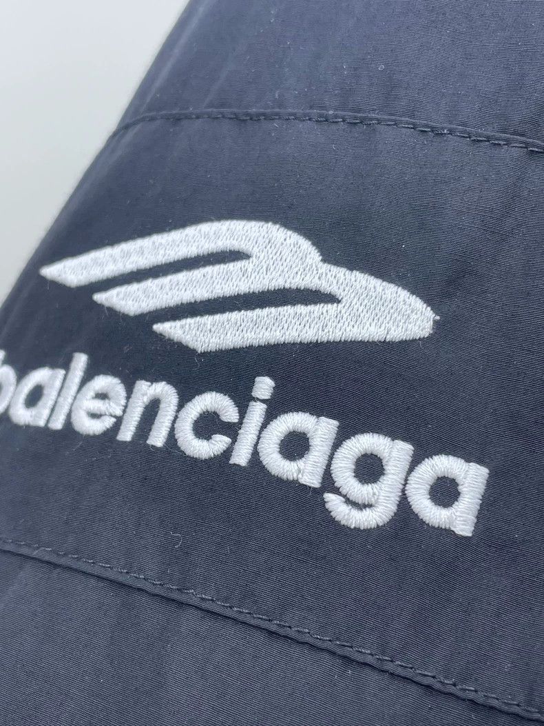 Balenciaga Balenciaga B Embroidery Layered Jacket - dmc Size US XS / EU 42 / 0 - 6 Thumbnail