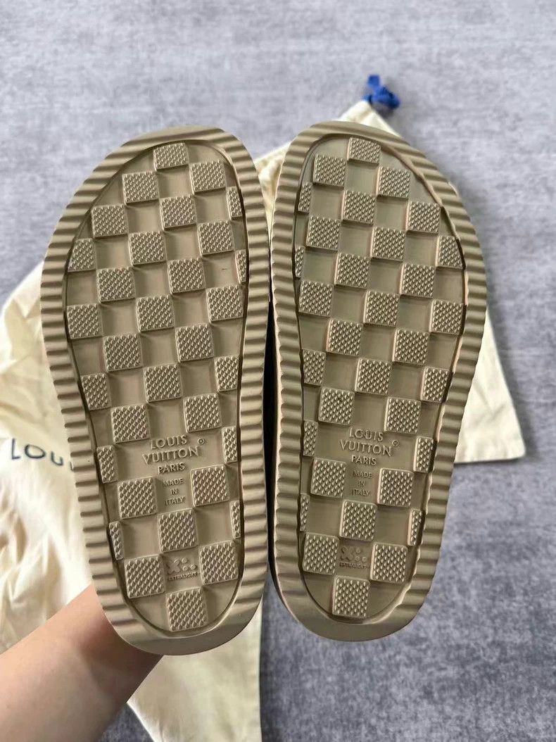 Louis Vuitton Louis Vuitton Monogram Clogs - dmc Size US 6 / EU 39 - 6 Thumbnail
